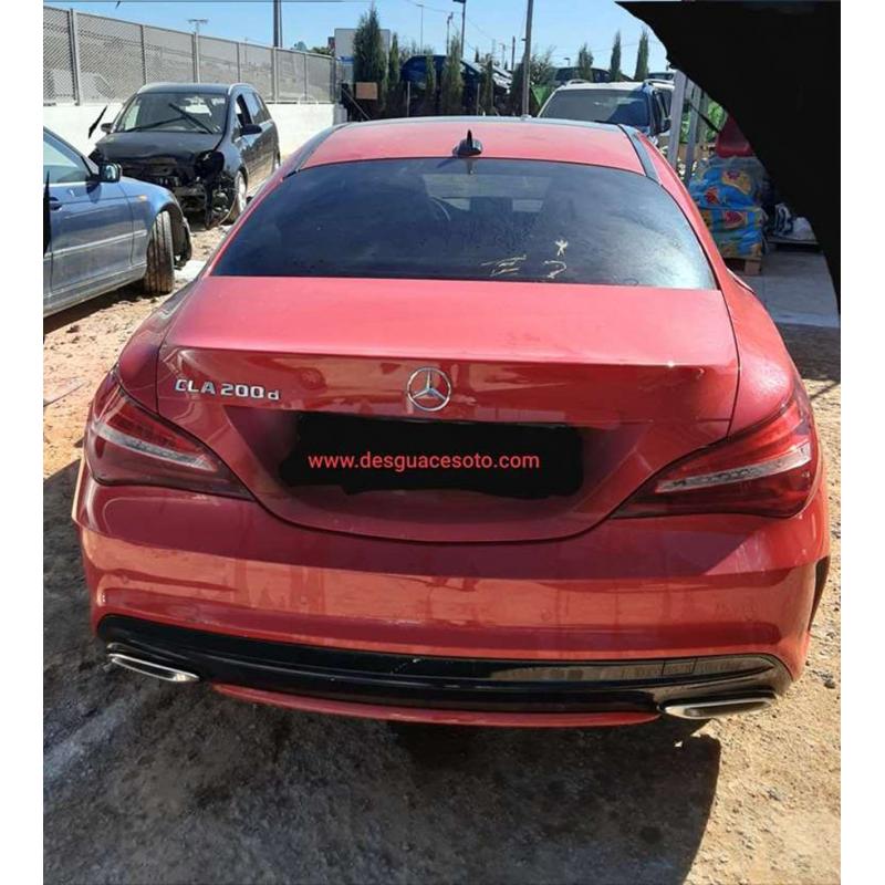 Transmisión Tra. Izq. Mercedes Benz CLA 2016