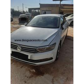 Portón Tra. Volkswagen Passat 2016