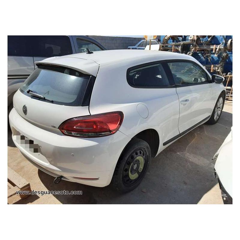 Aleta Del. Der. Volkswagen Scirocco año 2013
