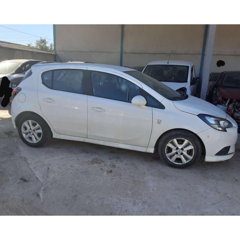 Aforador , Opel Corsa E  2016 Gasolina
